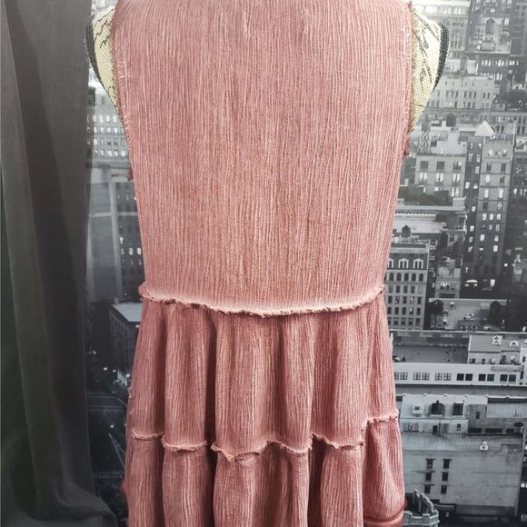 Knox Rose Pink Sleeveless Tunic with Lace Detail - Picture 5 of 7